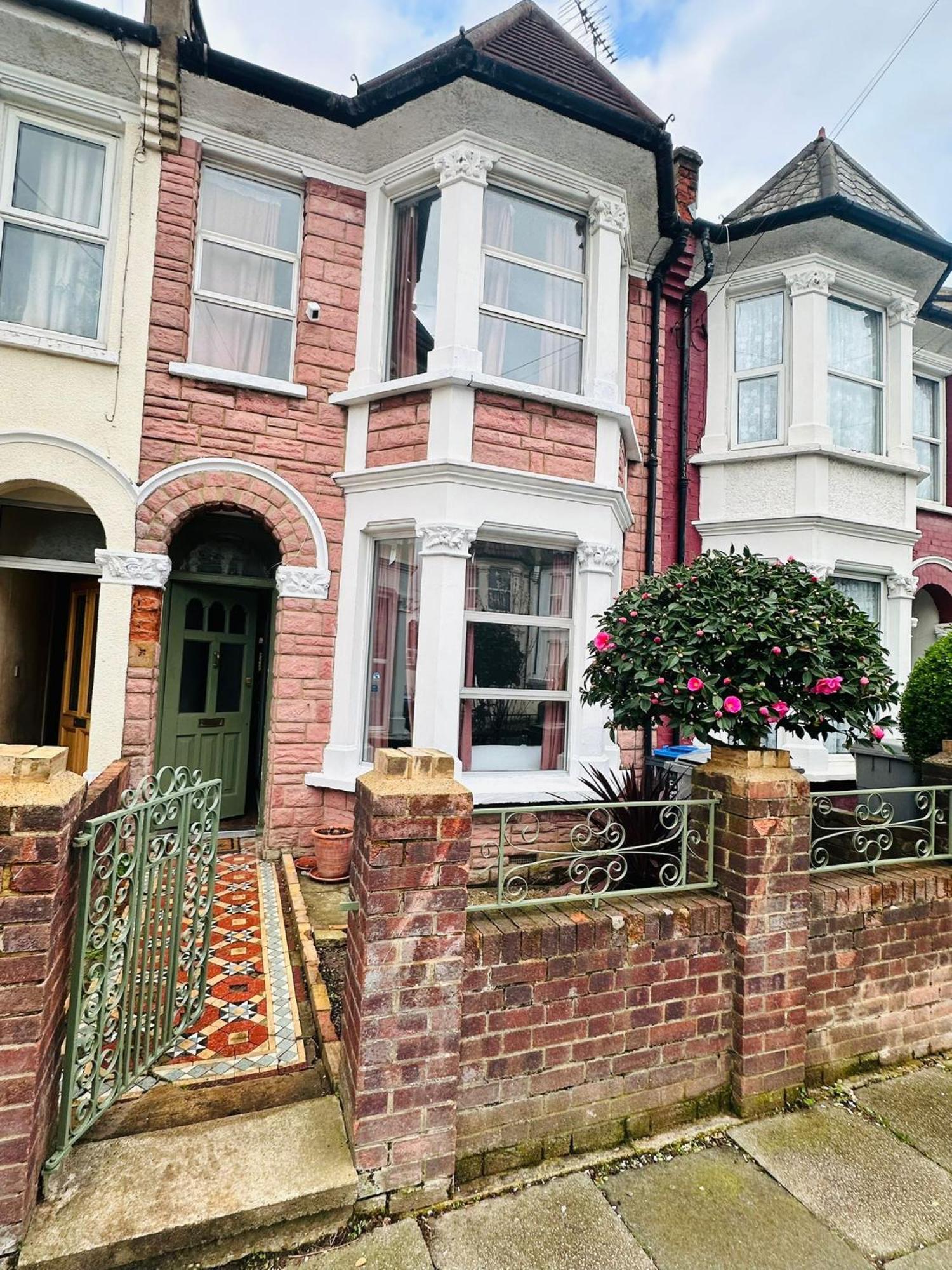 Charming, Renovated Residence In Willesden Green Londyn Zewnętrze zdjęcie