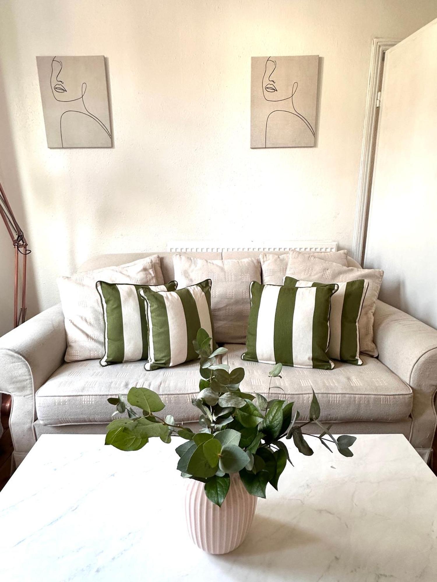 Charming, Renovated Residence In Willesden Green Londyn Zewnętrze zdjęcie